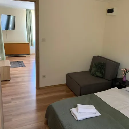 Fanni Apartment
